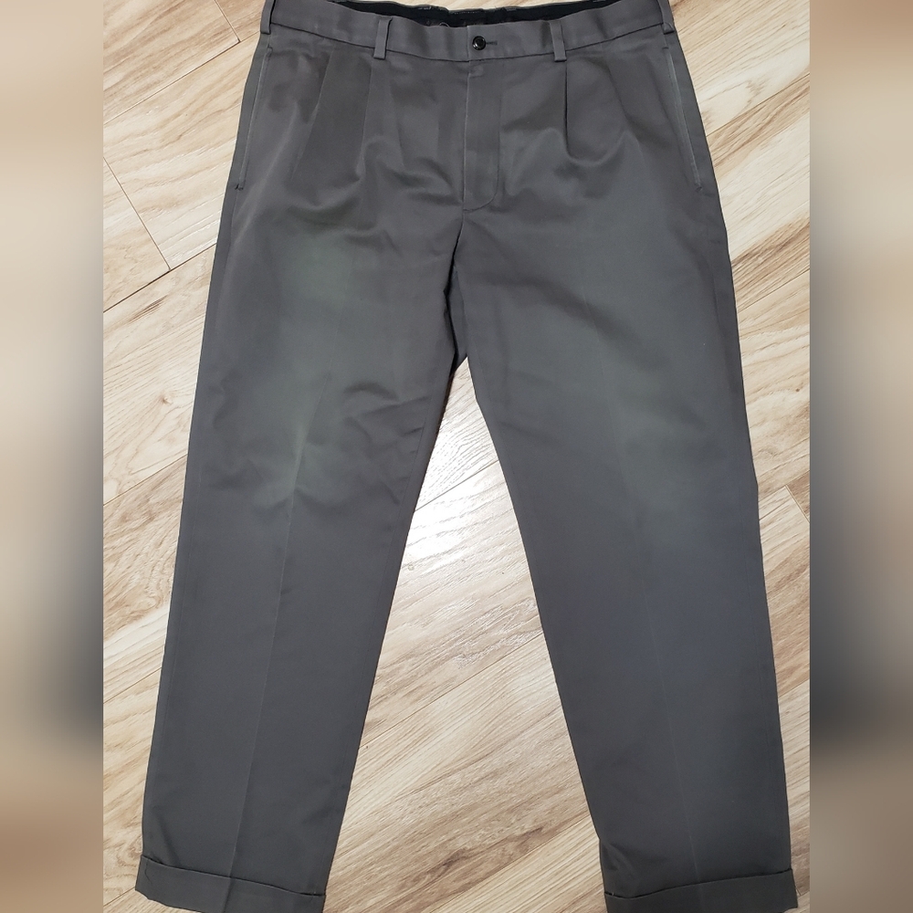 Brooks Brothers Advantage Chino Elliot Olive Green Pants 37×30